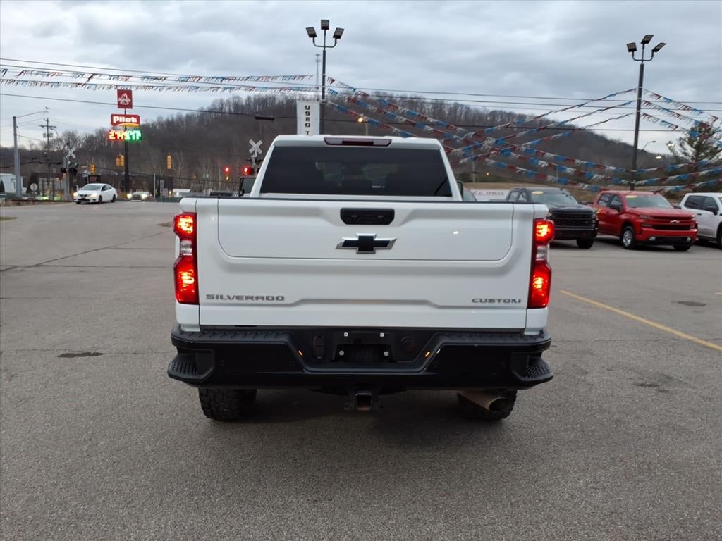 2024 Chevrolet Silverado 2500 HD Custom
