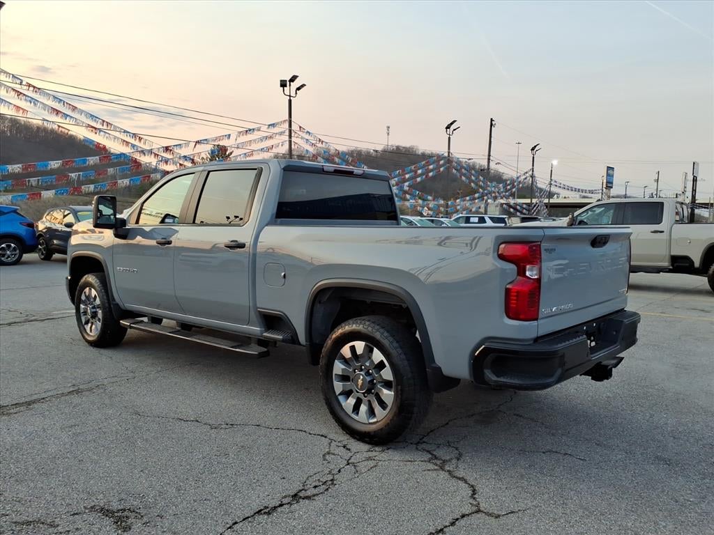 2024 Chevrolet Silverado 2500 HD Custom