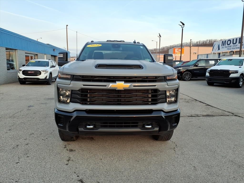 2024 Chevrolet Silverado 2500 HD Custom
