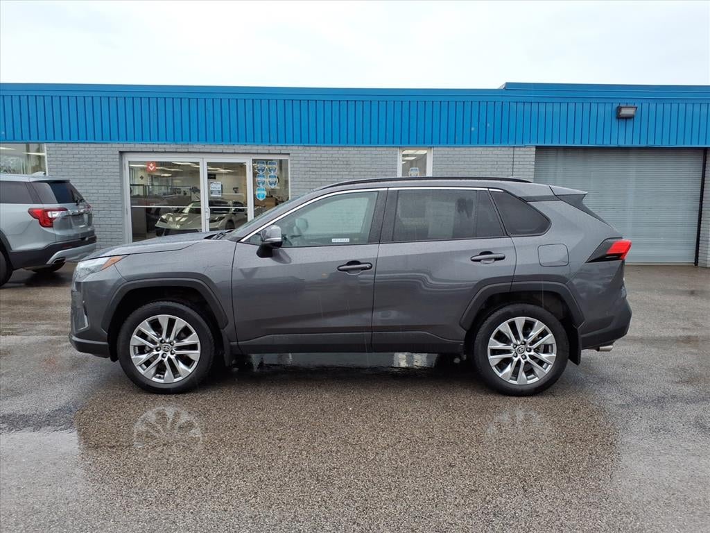 2024 Toyota RAV4 XLE Premium