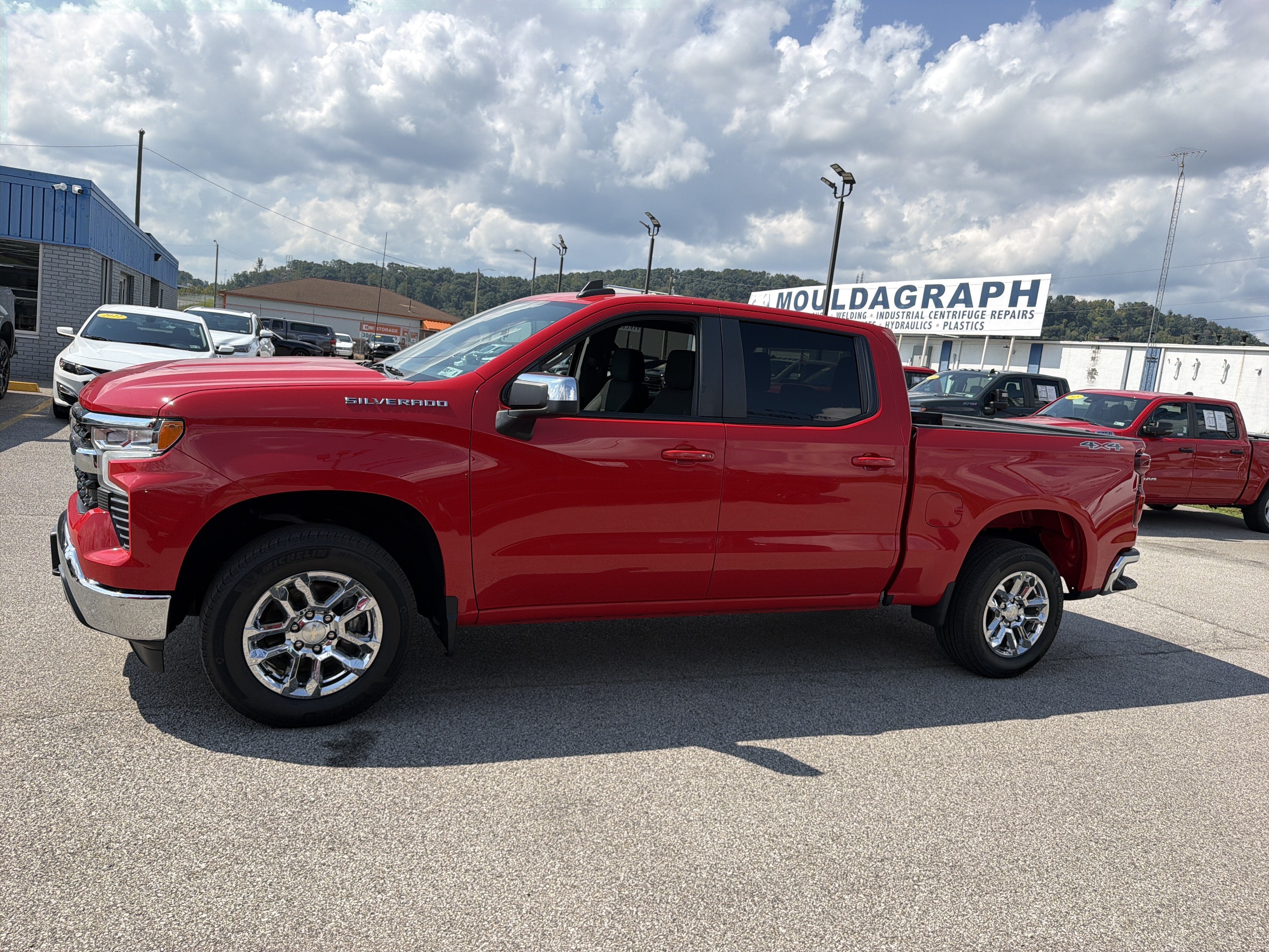 2023 Chevrolet Silverado 1500 LT
