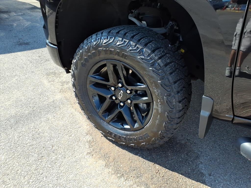 2025 Chevrolet Silverado 1500 Custom Trail Boss