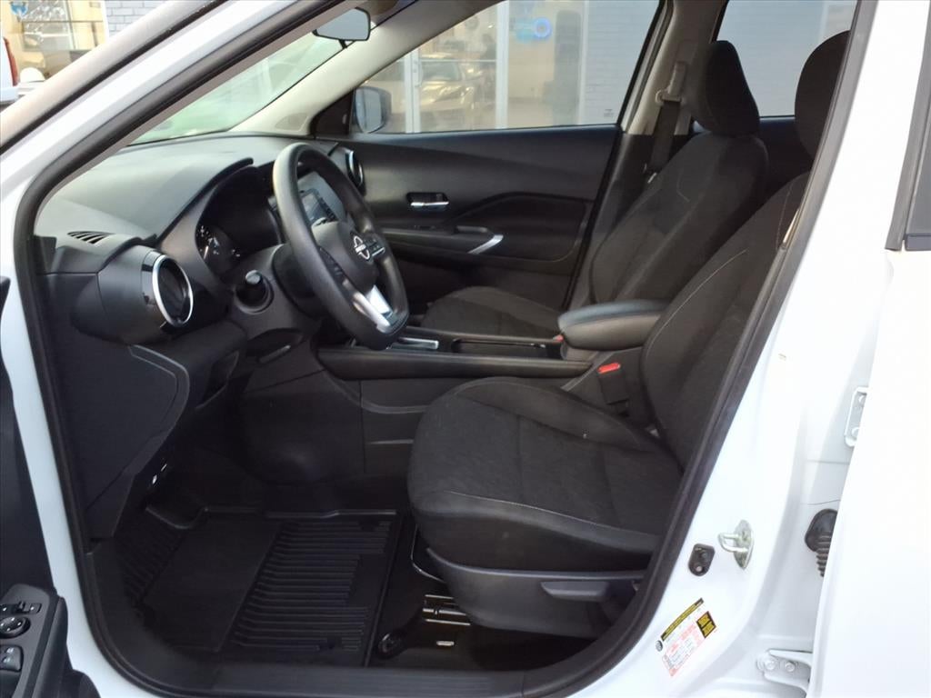 2023 Nissan Kicks SV Xtronic CVT