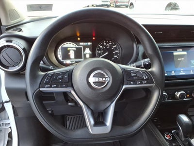 2023 Nissan Kicks SV Xtronic CVT