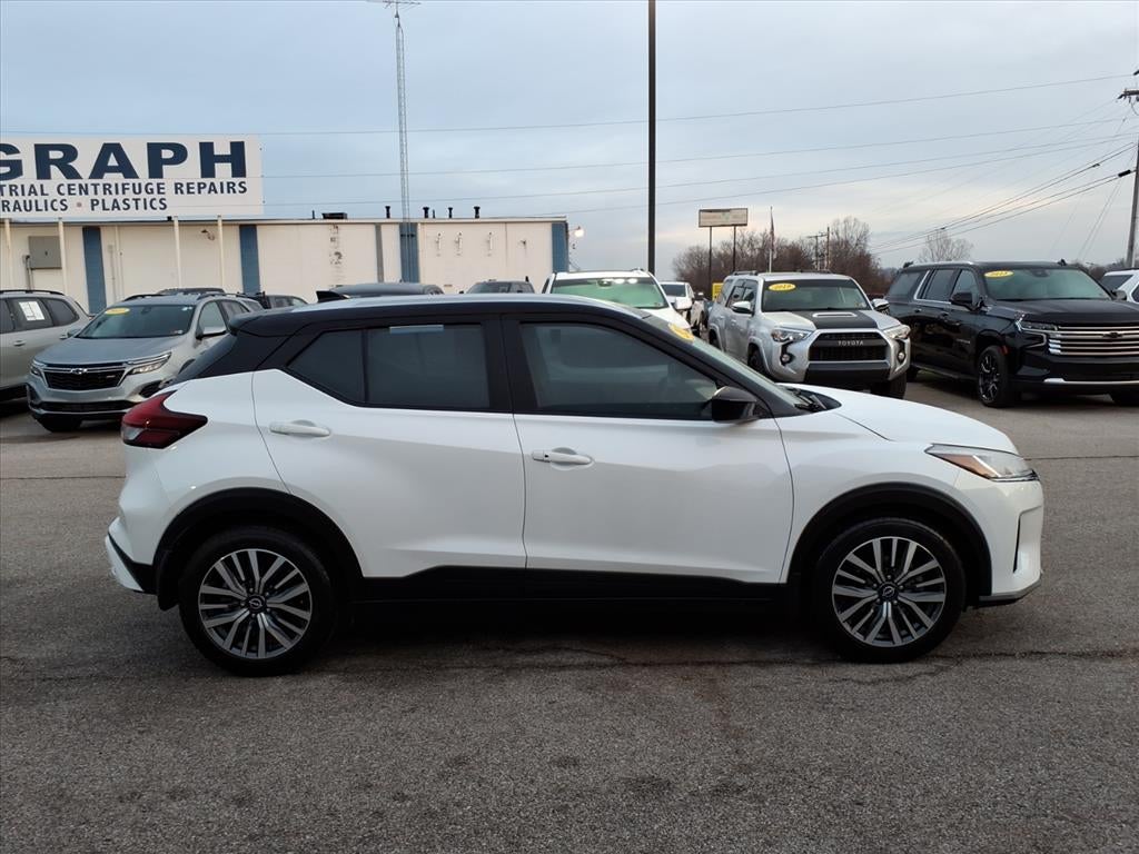 2023 Nissan Kicks SV Xtronic CVT