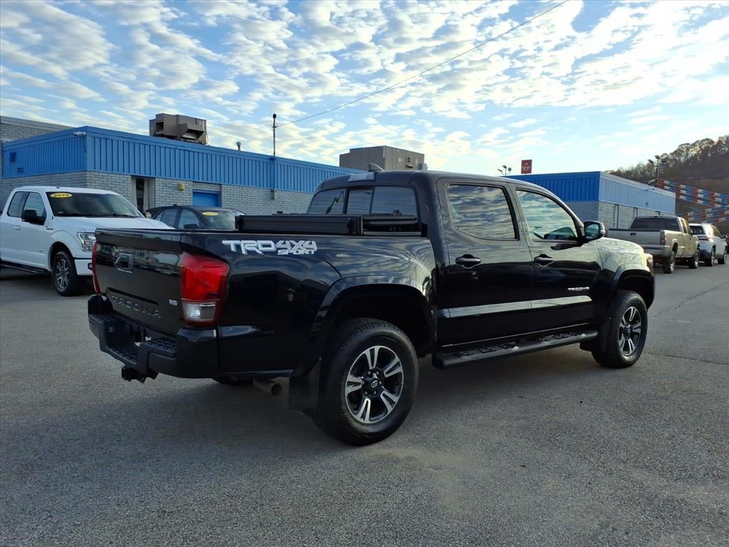 2016 Toyota Tacoma TRD Sport