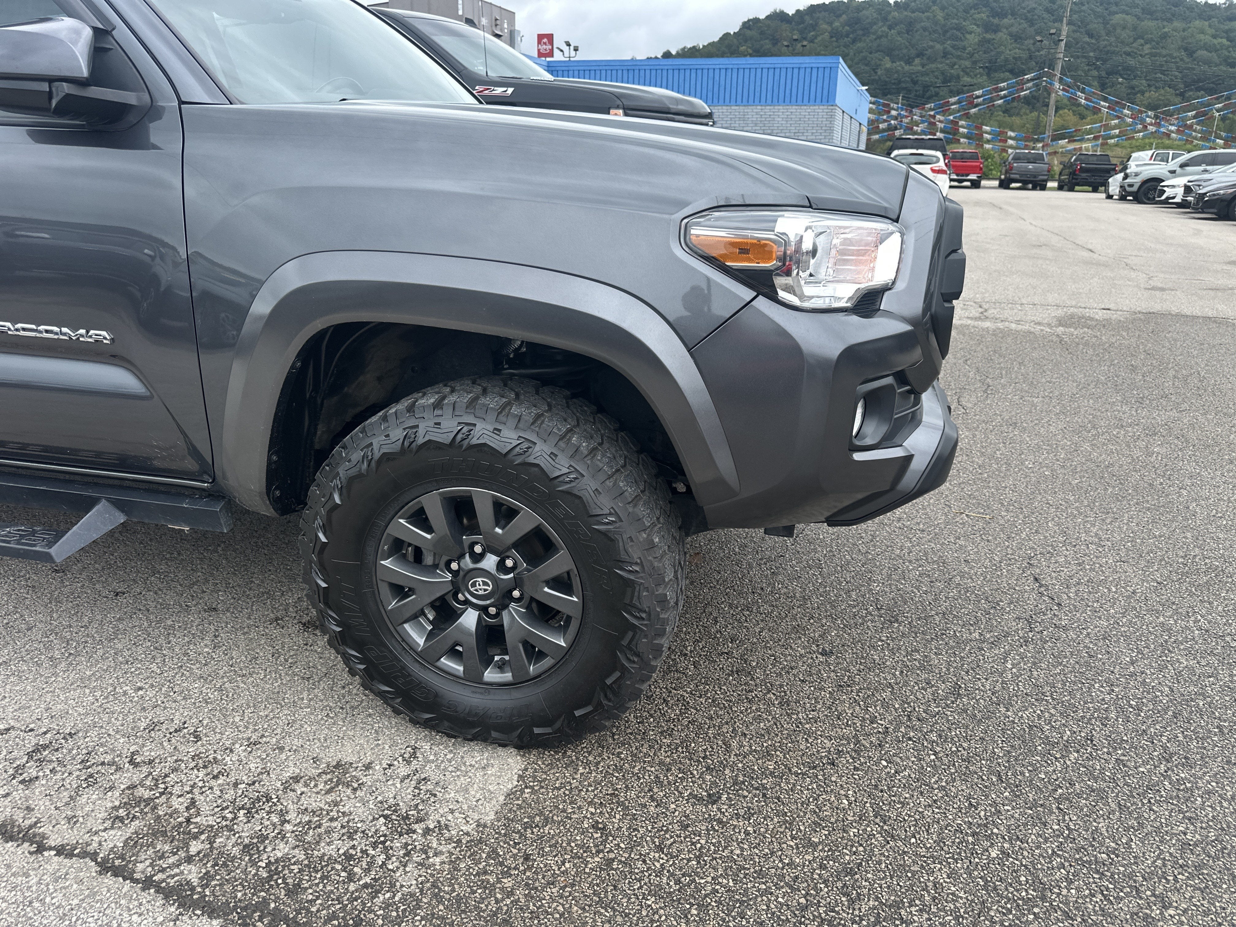 2023 Toyota Tacoma SR5 V6