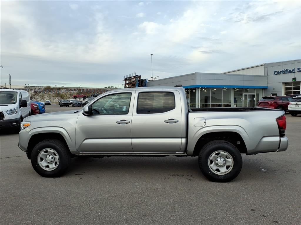 2022 Toyota Tacoma SR V6