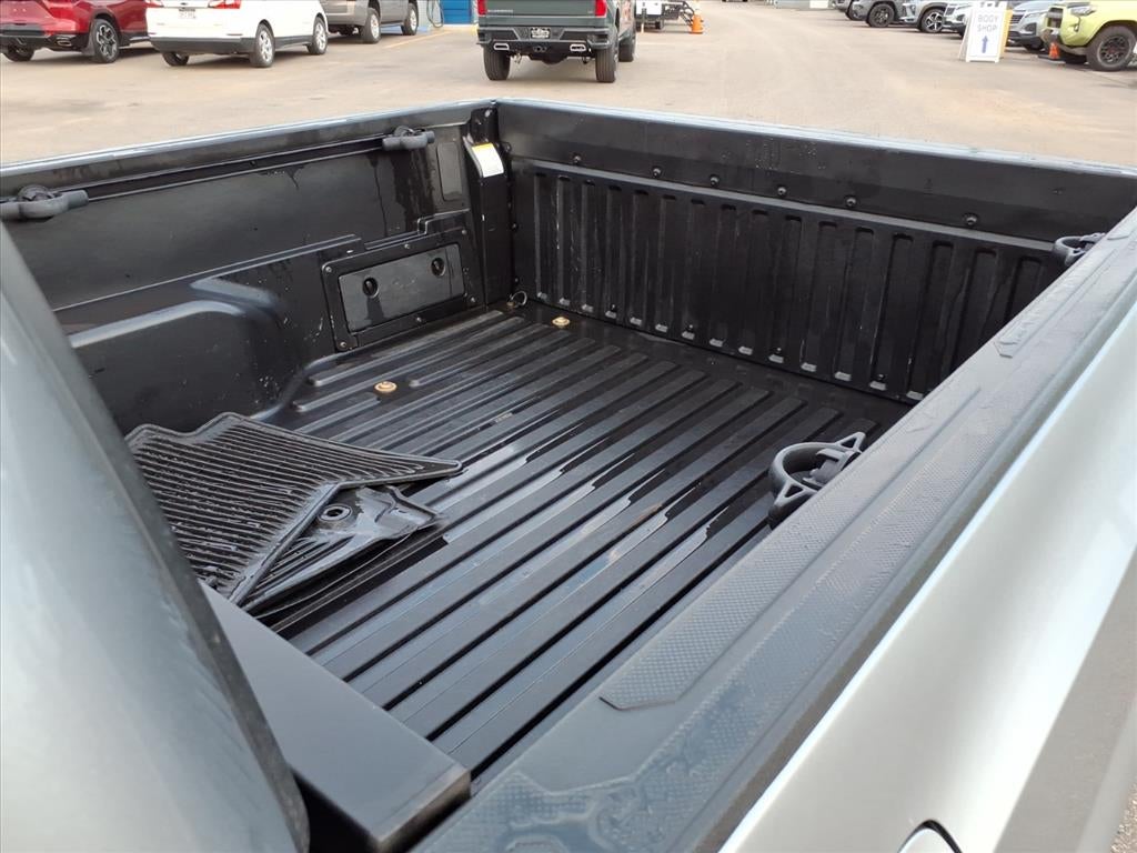 2022 Toyota Tacoma SR V6