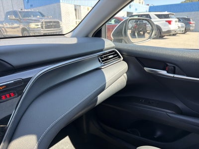 2022 Toyota Camry SE AWD