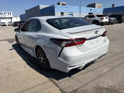 2022 Toyota Camry SE AWD