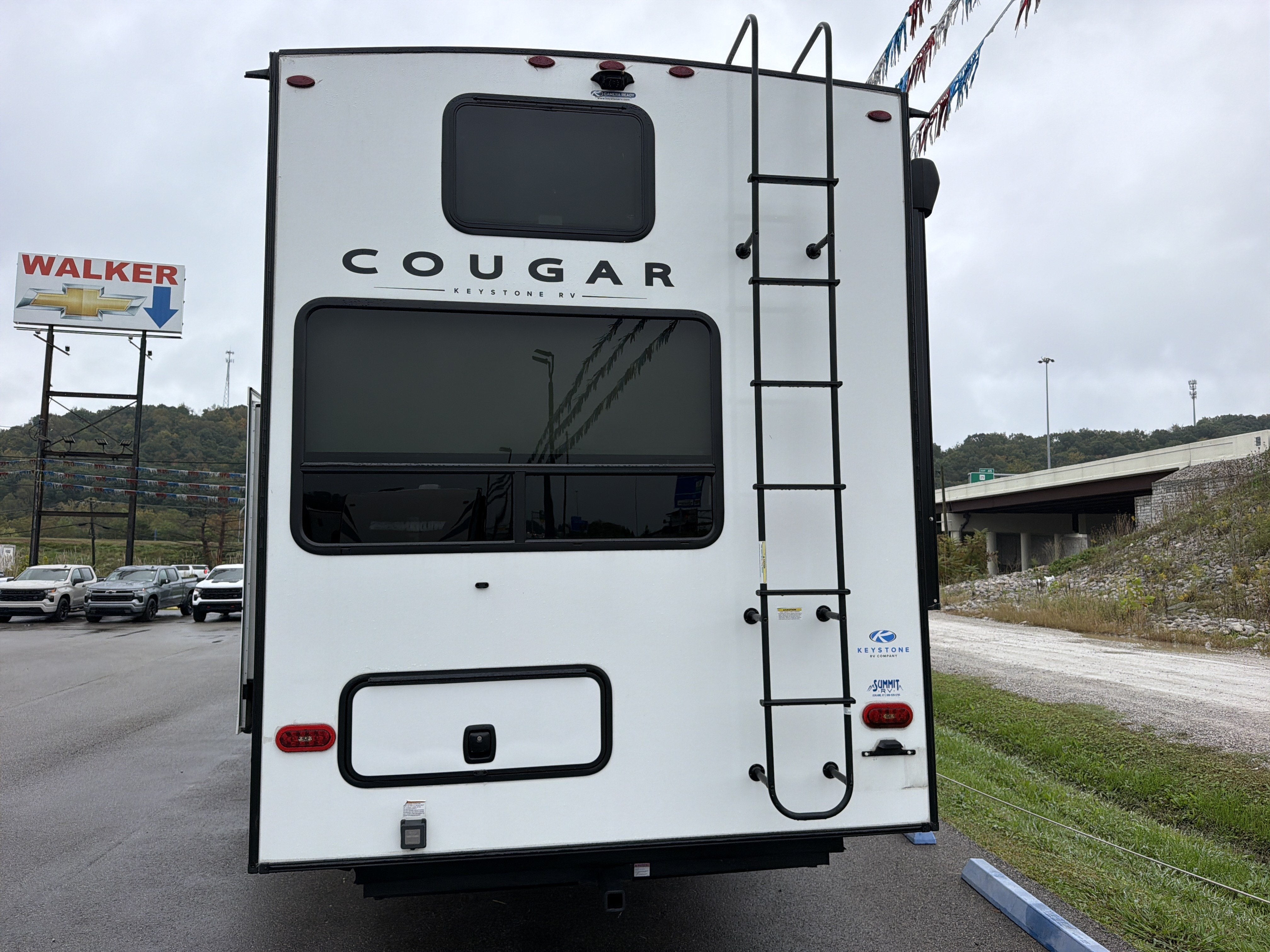 2023 KEYSTONE COUGAR 3911 Base