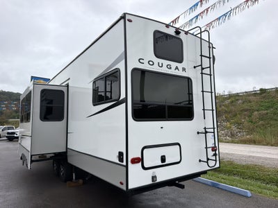 2023 KEYSTONE COUGAR 3911 Base
