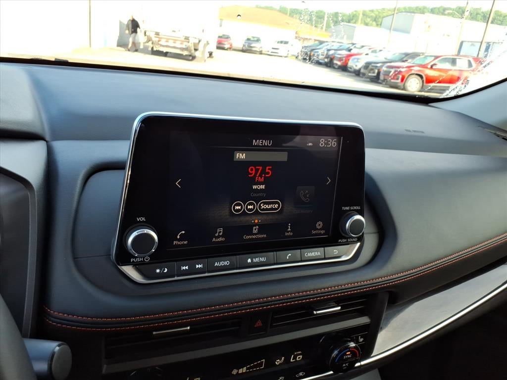 2025 Nissan Rogue Rock Creek