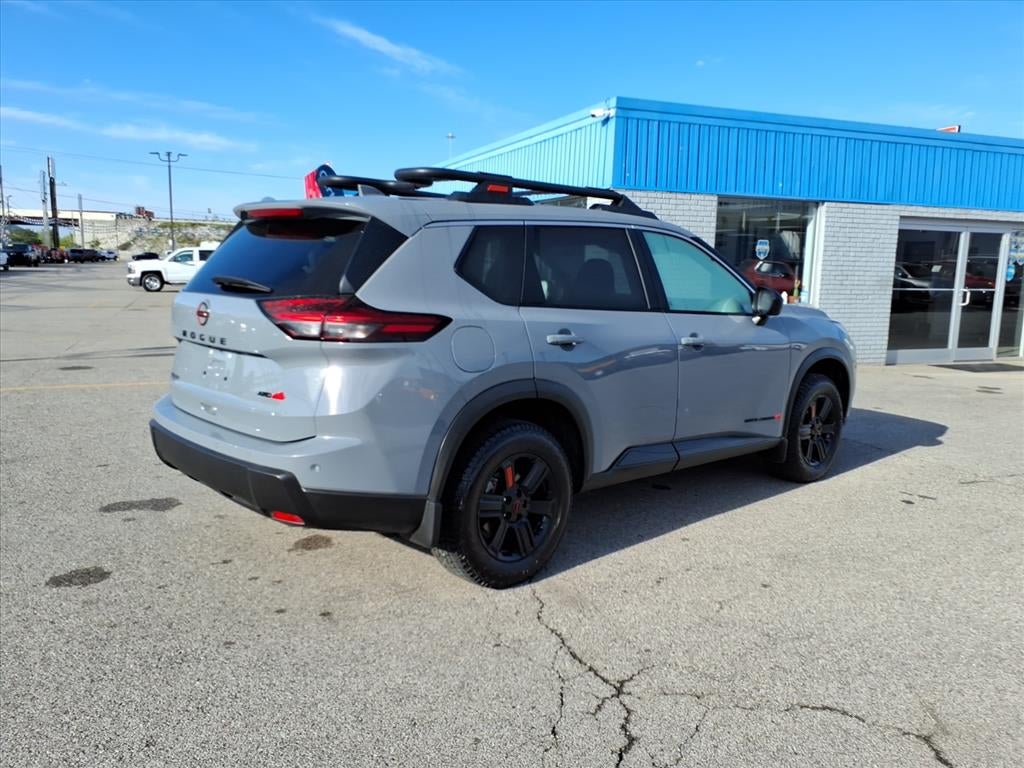 2025 Nissan Rogue Rock Creek