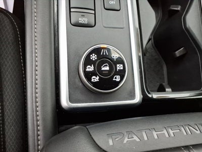 2025 Nissan Pathfinder SV 4WD