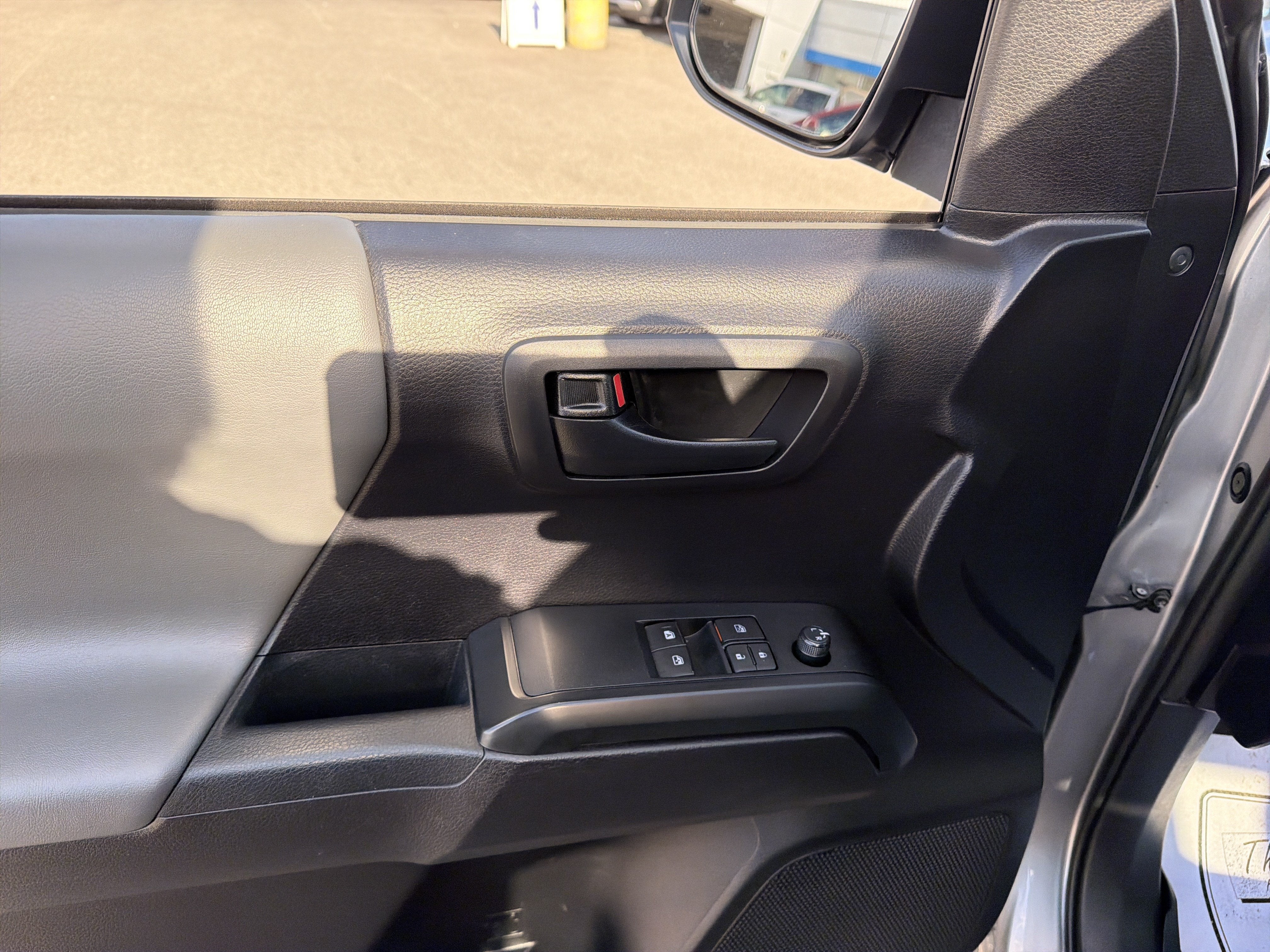 2020 Toyota Tacoma SR V6