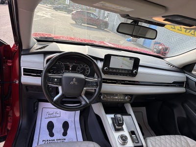 2022 Mitsubishi Outlander SEL 2.5 2WD