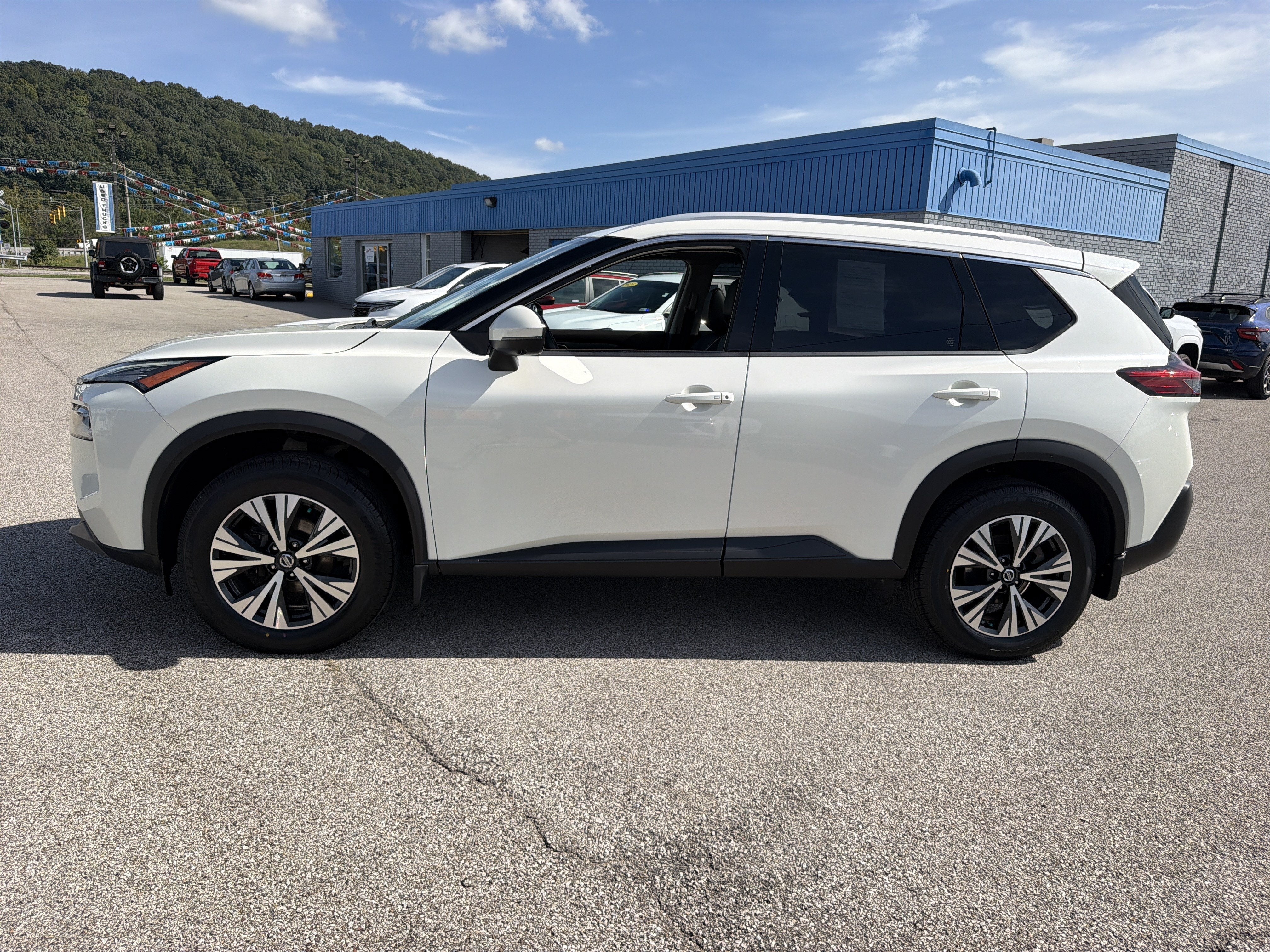 2021 Nissan Rogue SV Intelligent AWD
