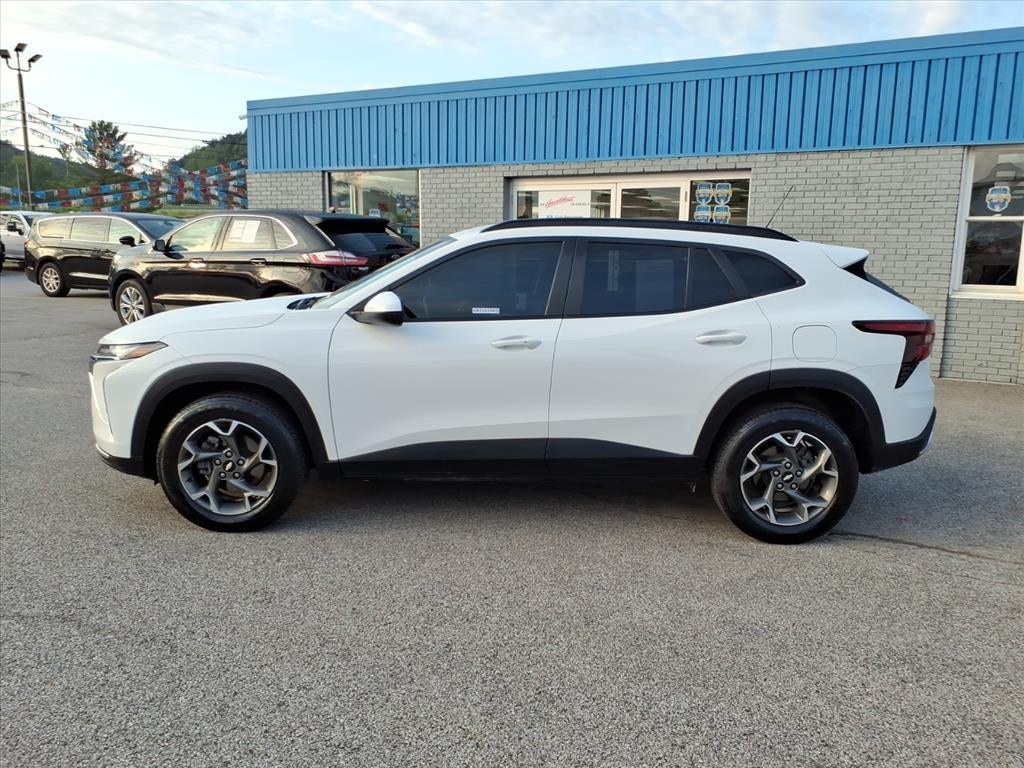 2024 Chevrolet Trax LT