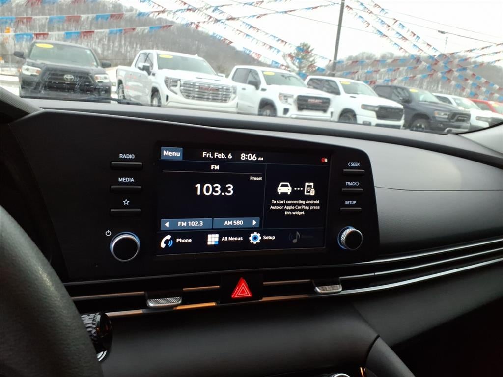 2022 Hyundai Elantra SEL