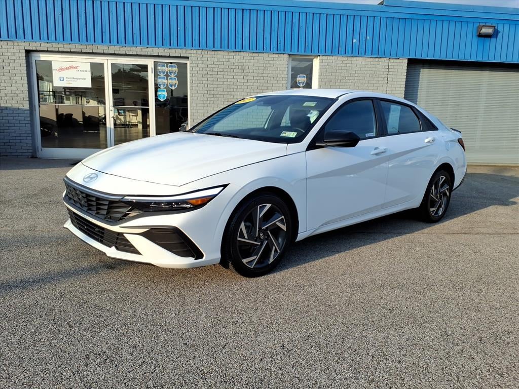 2025 Hyundai Elantra SEL Sport
