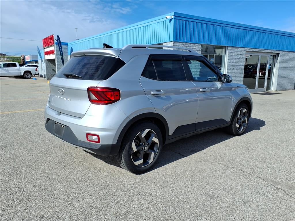 2021 Hyundai Venue SEL