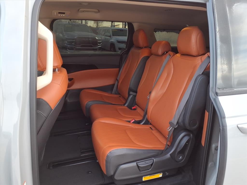 2023 Kia Carnival MPV SX