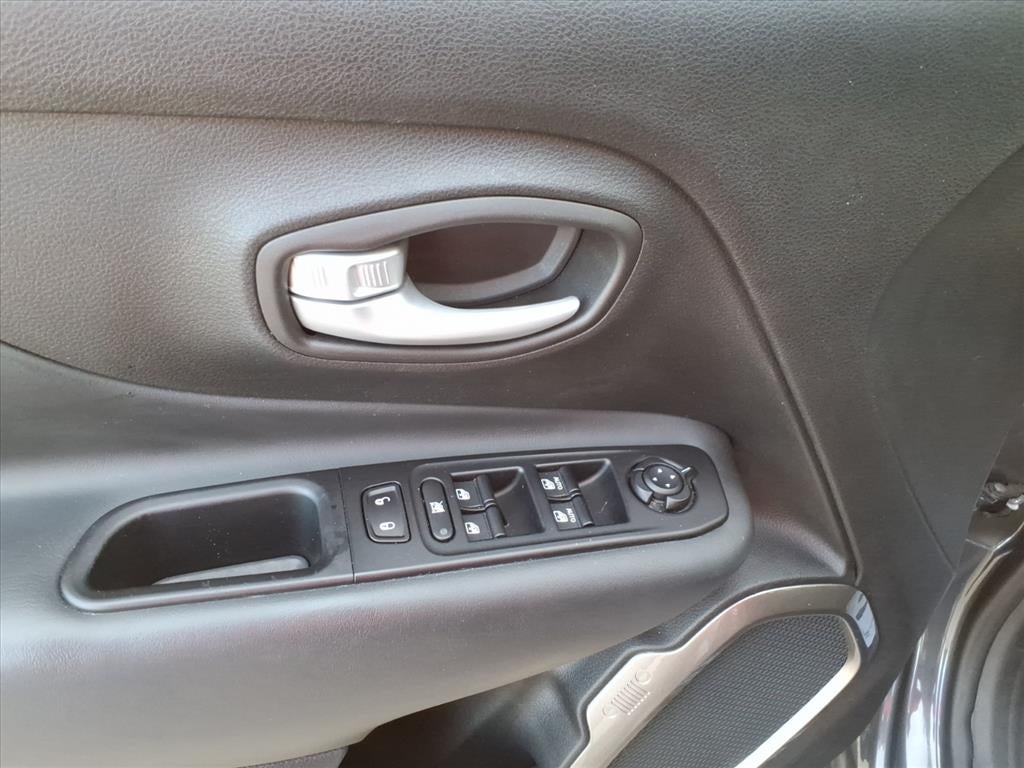 2023 Jeep Renegade Latitude 4x4