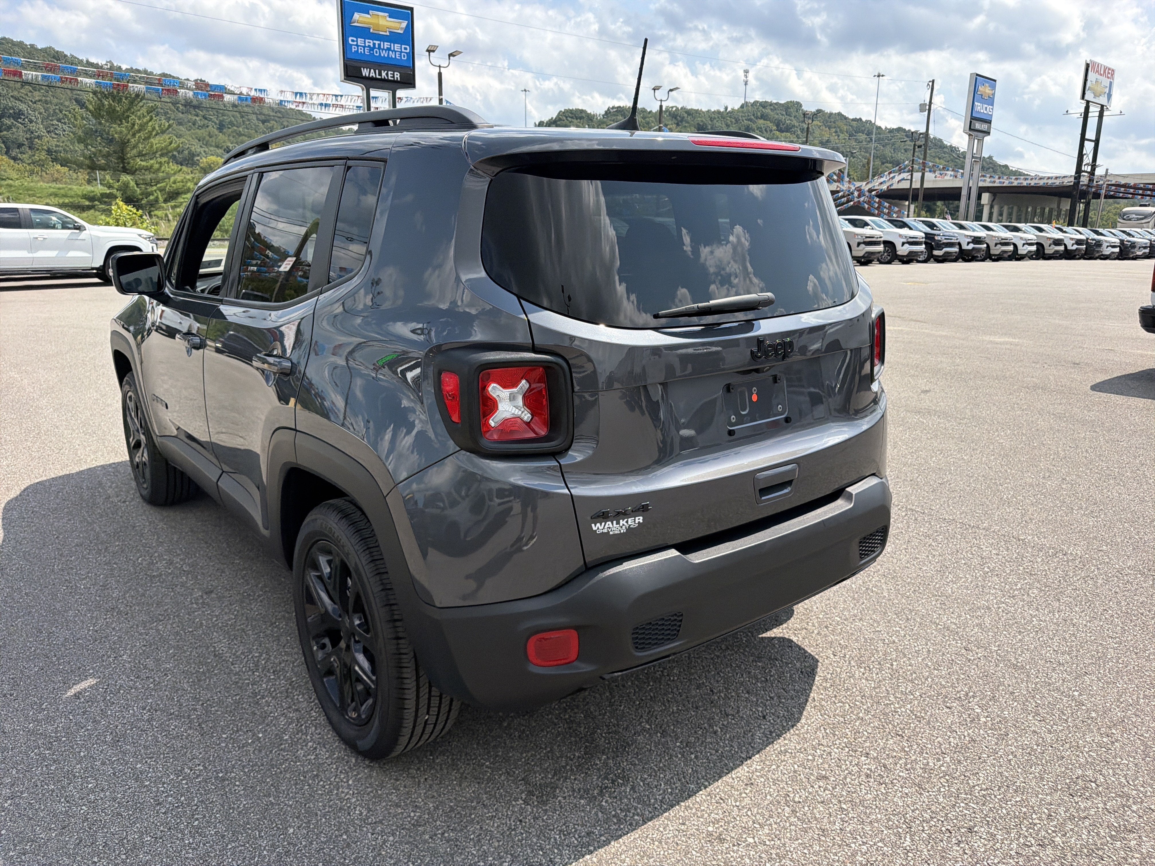 2022 Jeep Renegade Altitude 4x4